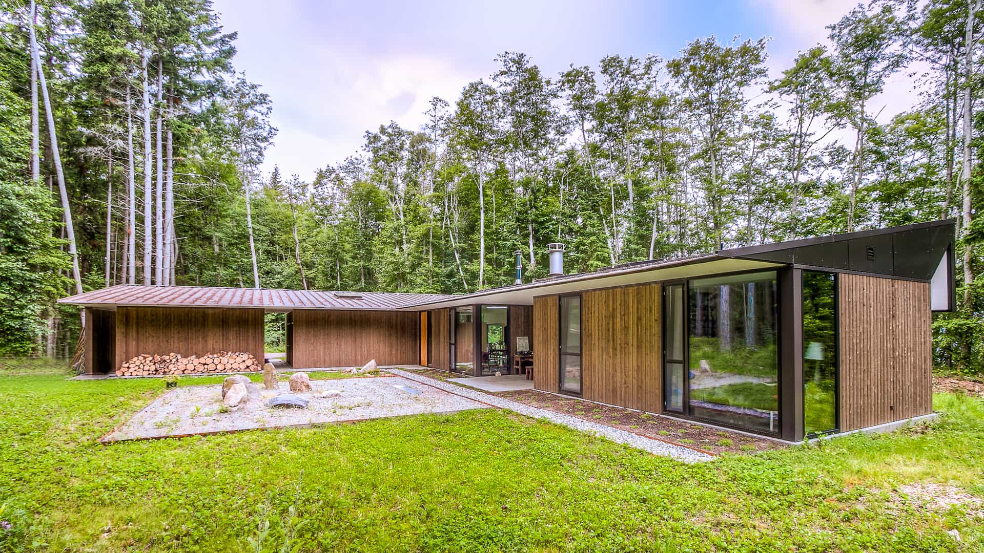 Completed Vashon Island home by Vashon Build general contractor